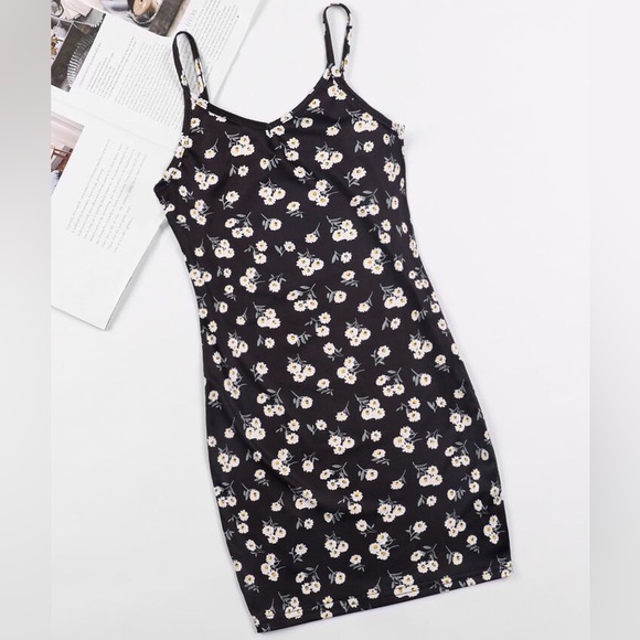 SHEIN Dresses & Skirts - Floral Summer Dress